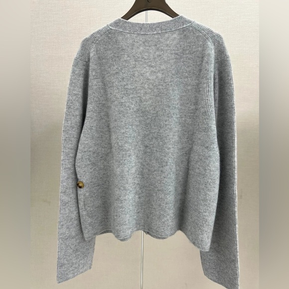 Unique design 100% cashmere cardigan - Picture 7 of 15